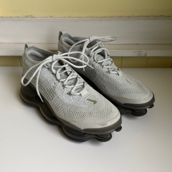 Air Max Scorpion Flyknit 'Light Silver Bronzine' 2023 - Picture 5 of 10